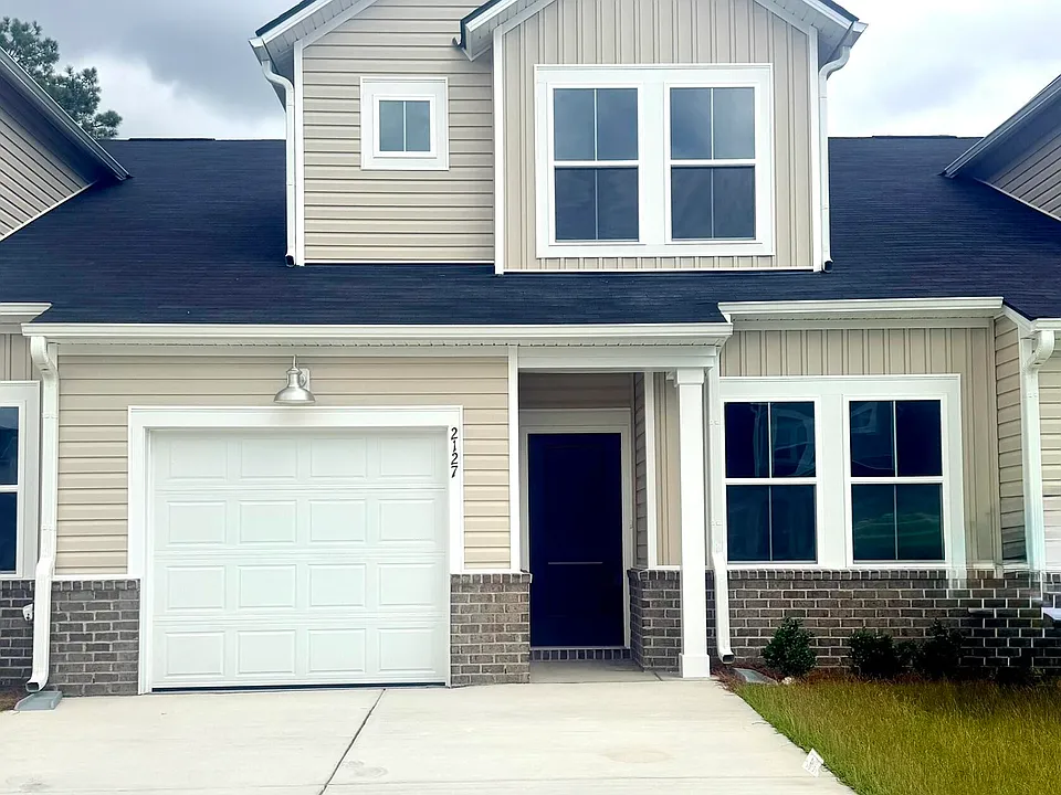 2127 Wild Indigo Cir NW #82