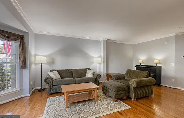 9472 Black Hawk Ct — Photo 18