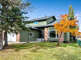 149 Woodhaven Dr, Okotoks, AB T1S 1L5