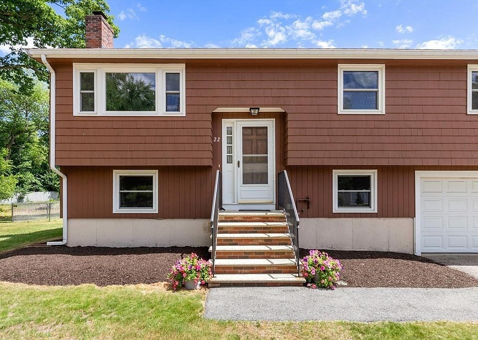 1st image of 22 Susan Ave