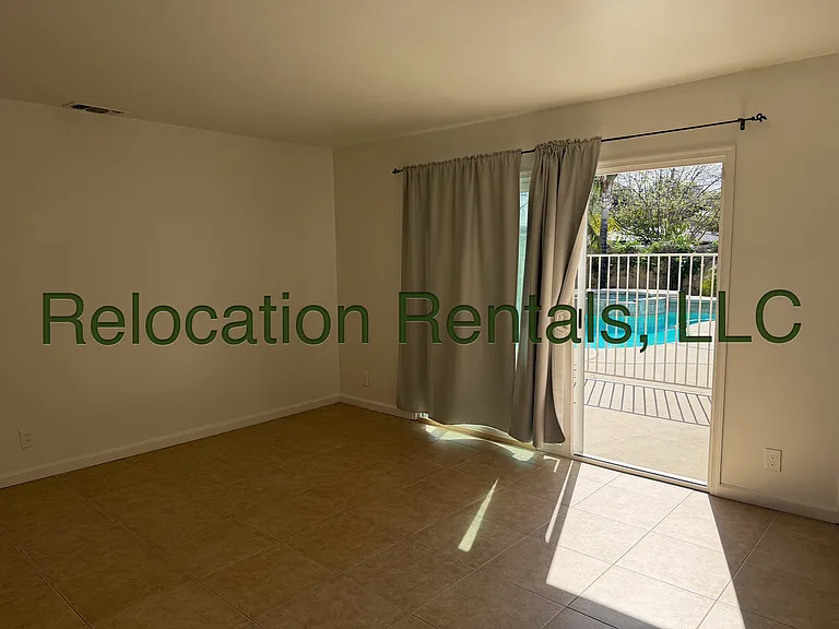 E Colver Pl — Photo 4
