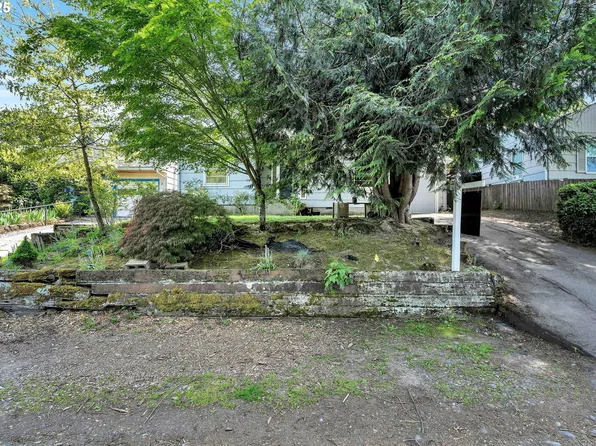 5600 SW Florida St, Portland, OR 97219