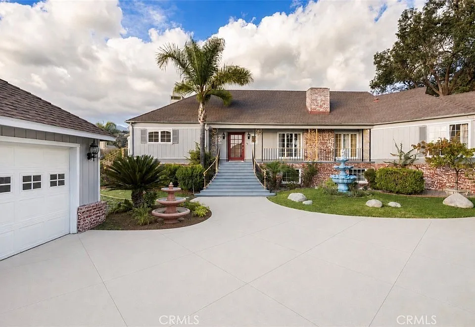 915 Edie Dr