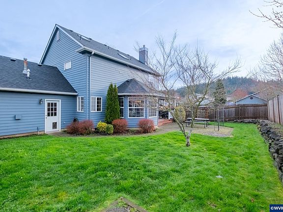 2nd image of 780 Mountain River Dr