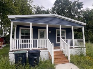 14 Bluebird Ter, Fort Edward, NY 12828