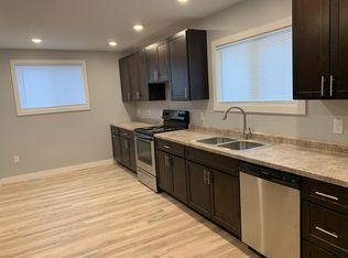 608 W 4th St, Winona, MN 55987