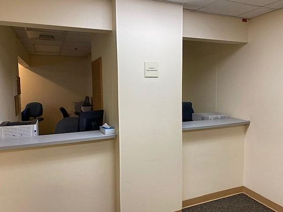 5th image of 410 University Pkwy Suite 2360
