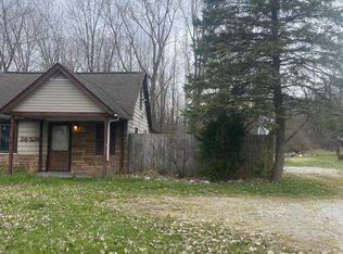 26328 Sibley Rd, Brownstown, MI 48174