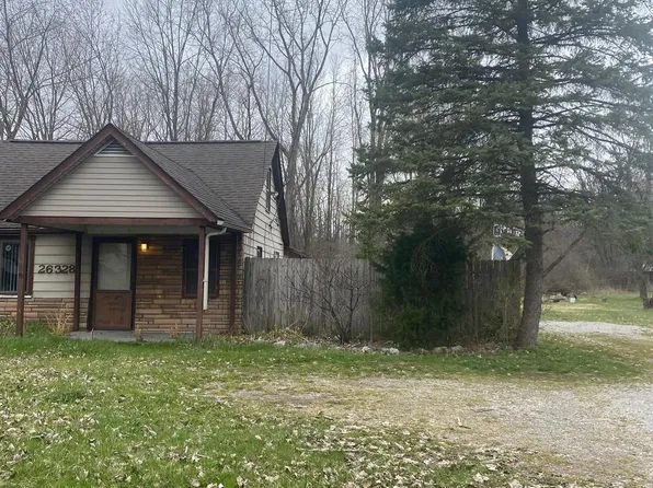 26328 Sibley Rd, Brownstown, MI 48174