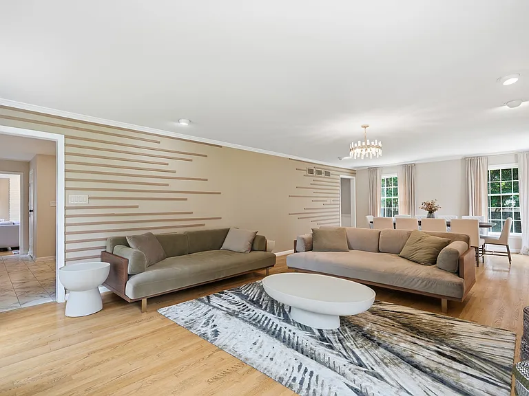6306 Dunaway Ct — Photo 10