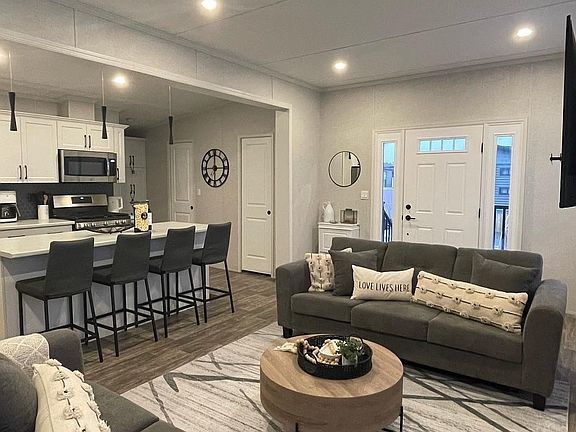 4th image of 490 Empire Rd #Qmd168