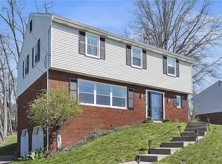 215 McIntyre Rd, Pittsburgh, PA 15237