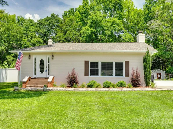 4618 Oak Meadows Ct, Rock Hill, SC 29732