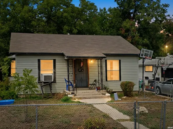 1735 W Olmos DR, San Antonio, TX 78201