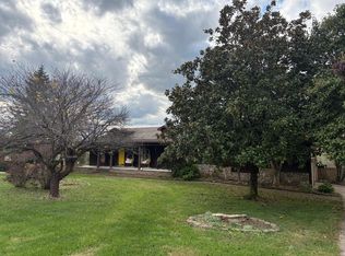 128 Squires Pointe Rd, Paris, KY 40361