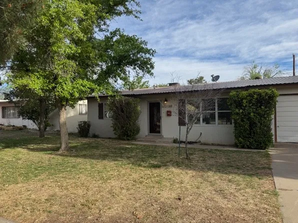 1812 Rincon St, Carlsbad, NM 88220