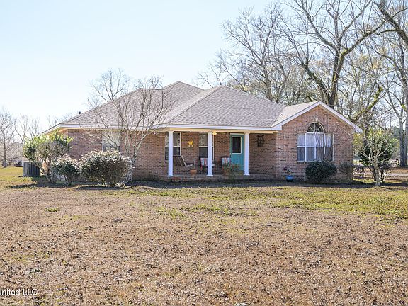 2nd image of 1288 Howell Tanner Chapel Rd