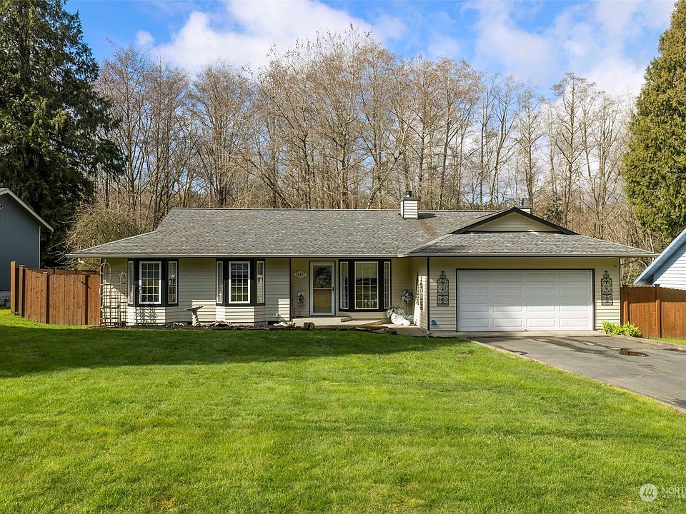 1st image of 24425 Madura Drive NE