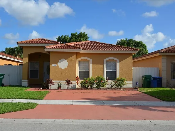 8168 NW 200th St, Hialeah, FL 33015