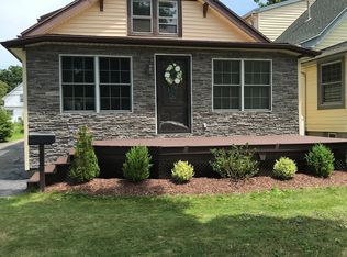 140 Tuscarora Rd, Buffalo, NY 14220