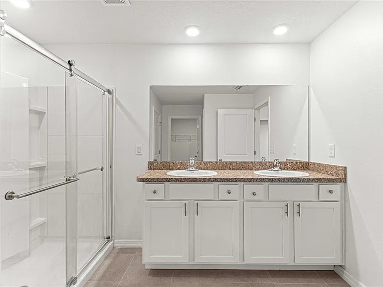 8687 SW 49th Ter — Photo 20