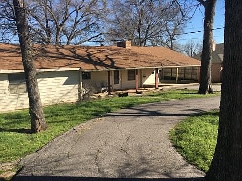 2nd image of 18635 Marina Dr