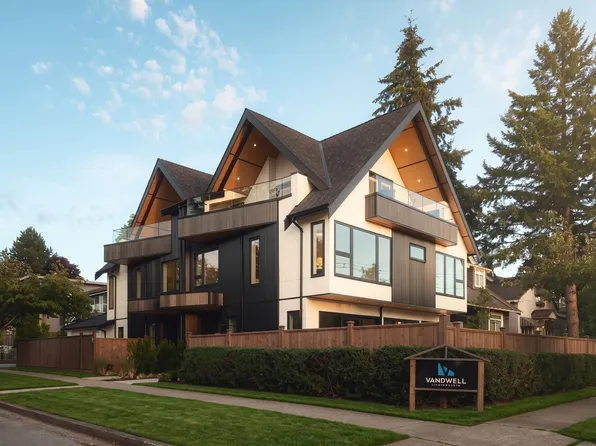812 E 26th Ave #1, Vancouver, BC V5V 2J2