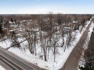 1660 Myrtle St N, Maplewood, MN 55119