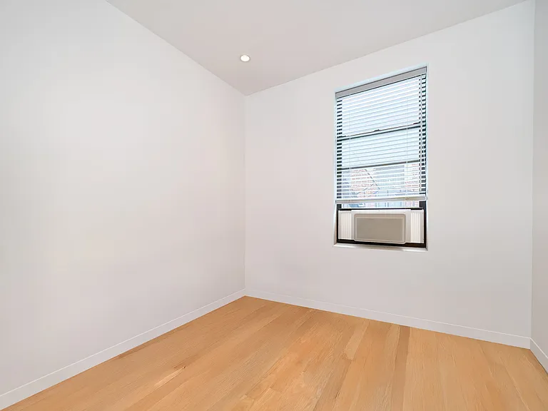 325 W 93rd St #5D — Photo 9
