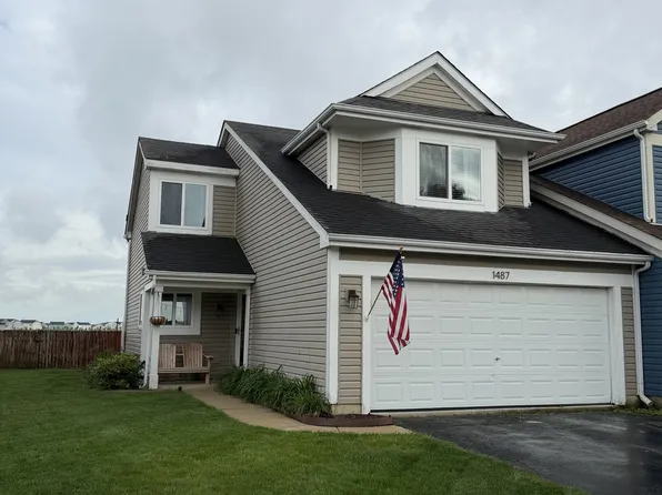 1487 S Pembroke Dr #1, South Elgin, IL 60177