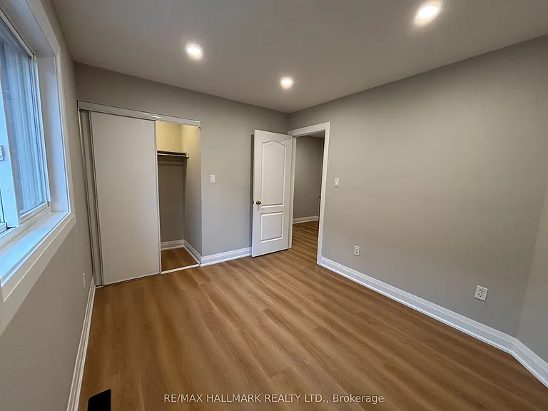3234 Raindance Cres — Photo 24