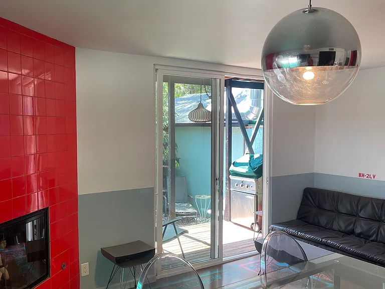 319 Viewland Pl — Photo 4