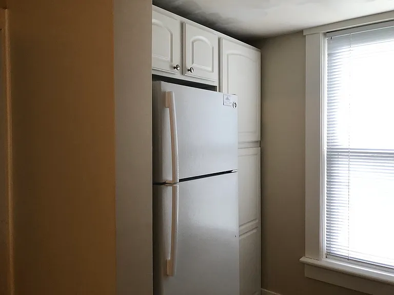 24 Park Ave #1 — Photo 4