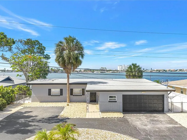 7100 S Shore Dr S — Photo 1