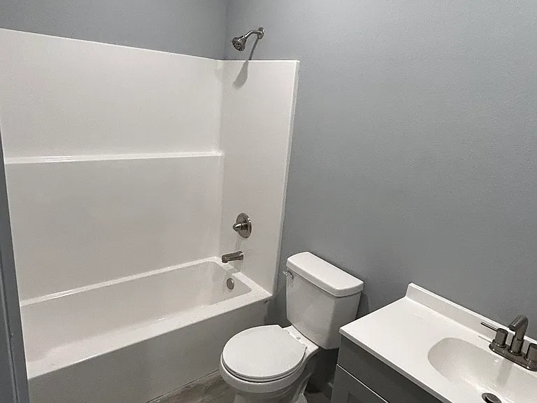 1723 Grand Ave #B — Photo 6