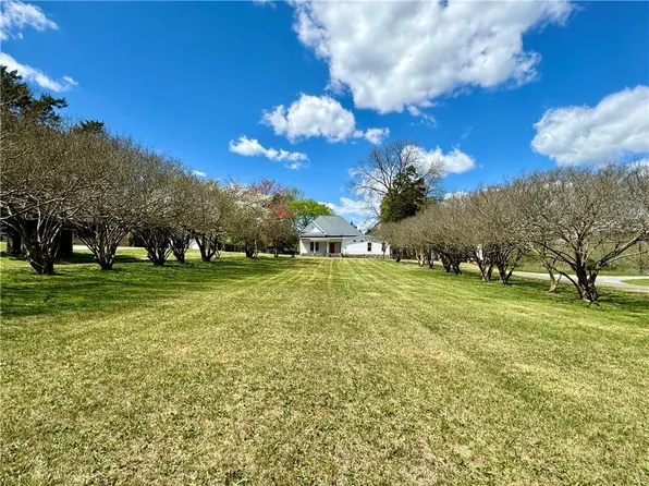 1 Aragon Rd, Aragon, GA 30104