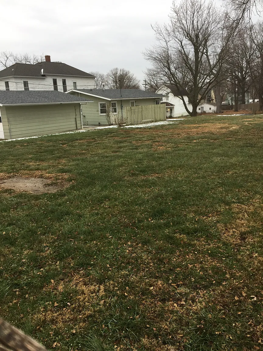 813 High St photo 1