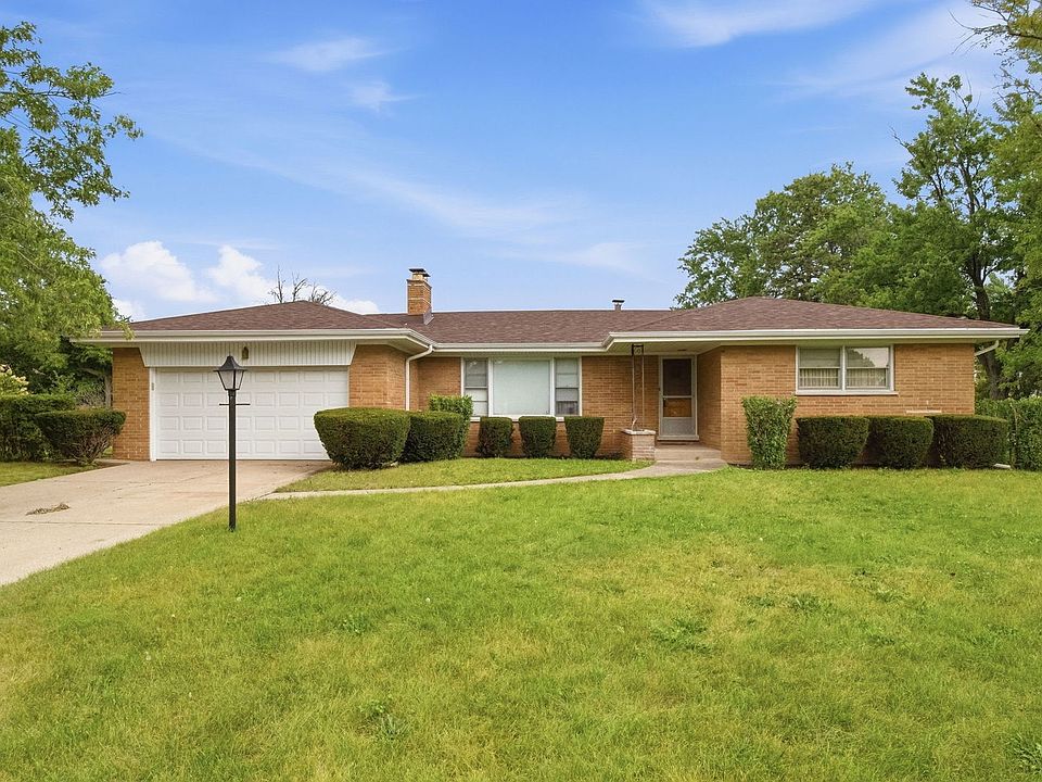1st image of 6138 W 127th Pl