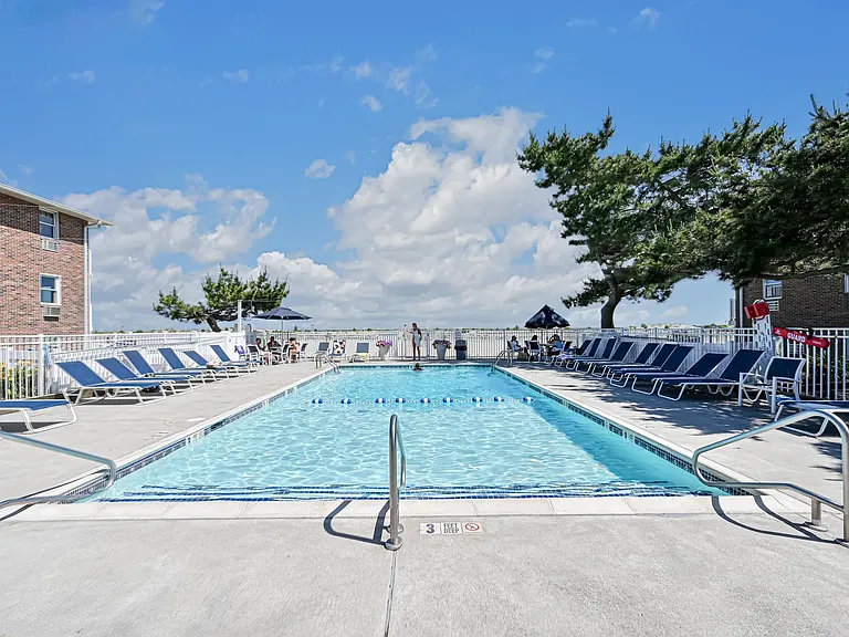 Pool - open may thru October