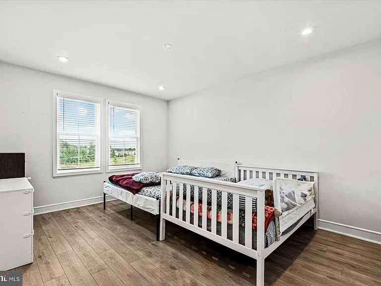 42086 Picasso Sq — Photo 18
