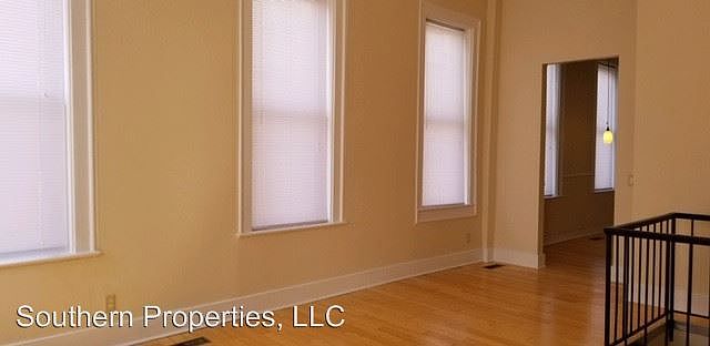 2nd image of 1620 Broadway St APT 2