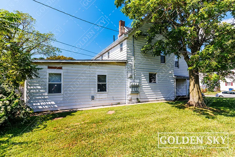 1 bed, 1.0 bath, 500 sqft, $585 — Photo 3