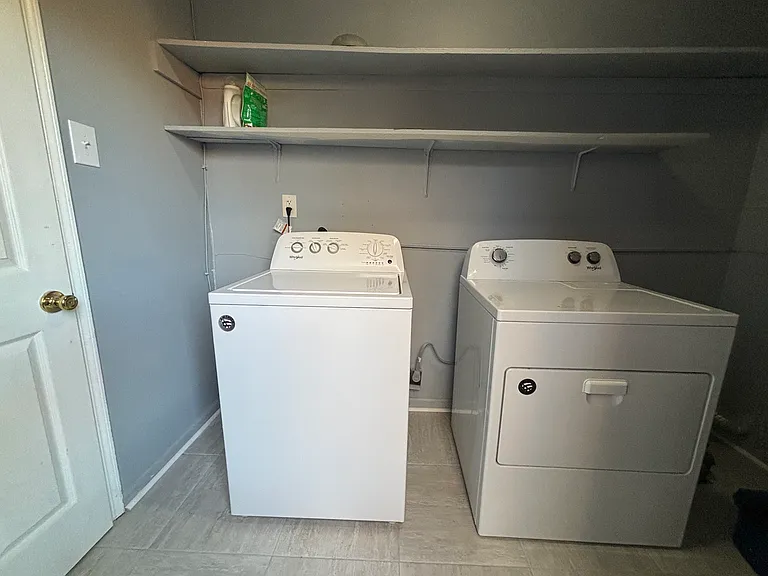 400 Advocate Ct #E — Photo 26