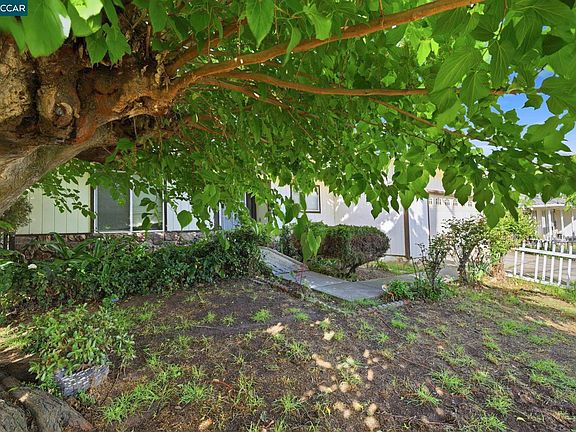 3rd image of 1509 W 18th St