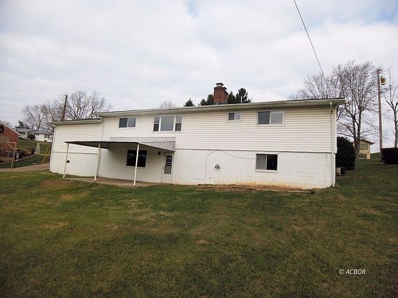 2nd image of 233 Edgewood Dr