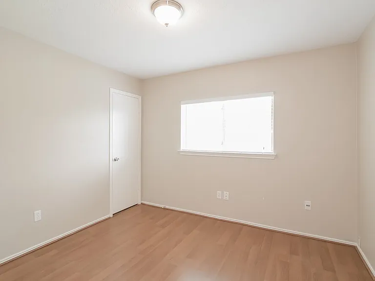 11742 Yearling Dr — Photo 12