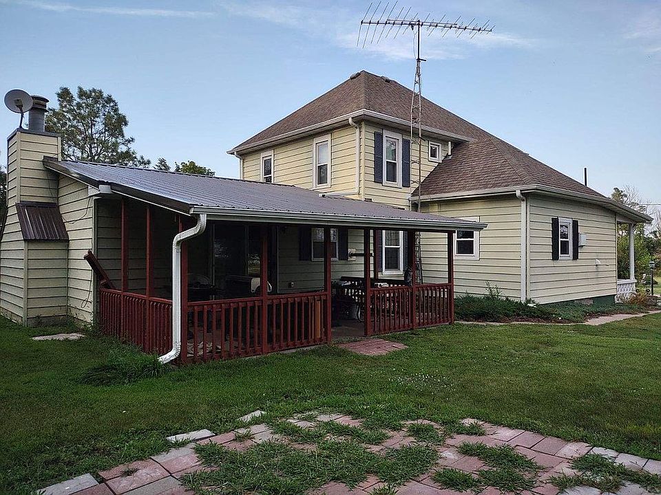 2nd image of 42807 255th St