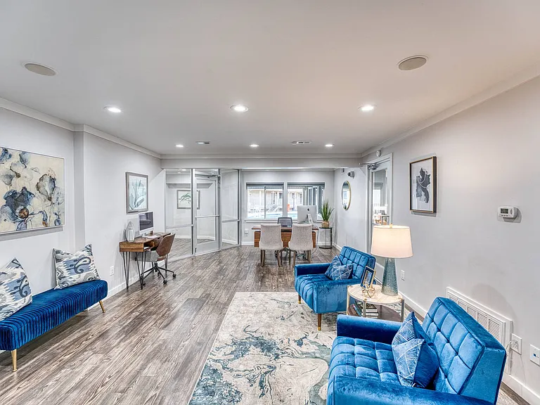 Juniper Springs Apartments — Photo 15