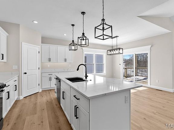 3rd image of 7903 Walker Meadows Dr