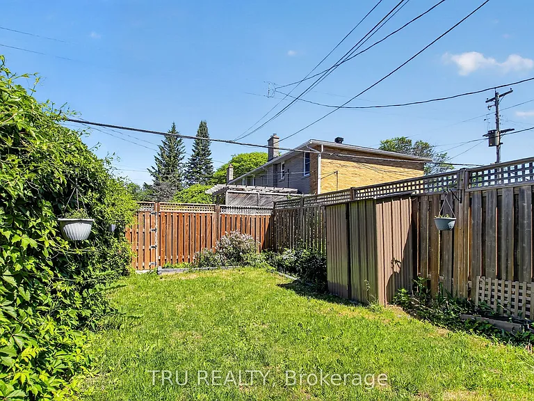 1253 Emperor Ave — Photo 27